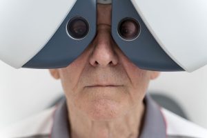 Facteurs ophtalmologiques  accelerant le vieillissement des yeux
